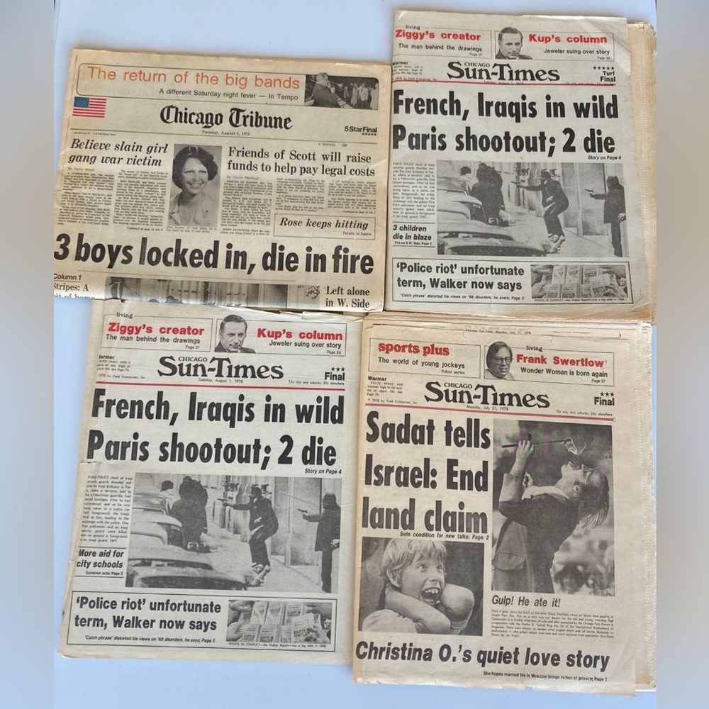 Newspapers Chicago Tribune, Sun-Times Yaer 1978
